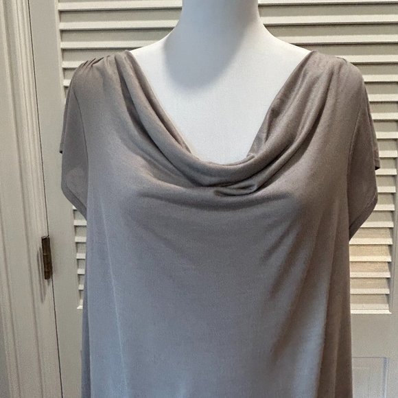 LOFT Tops - Ann Taylor Loft Blouse